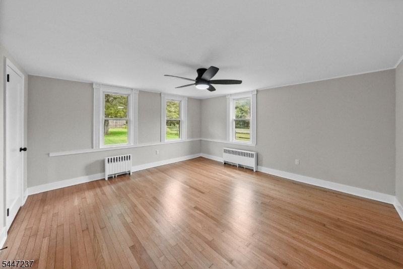 117 Mountain View Road Hillsborough, NJ 08844 - Photo 5 of 19