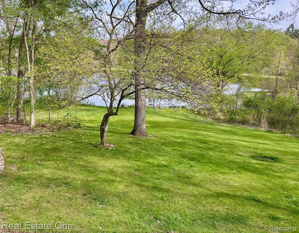 1401 West Predmore Road Oakland, MI 48363 - Photo 54 of 60