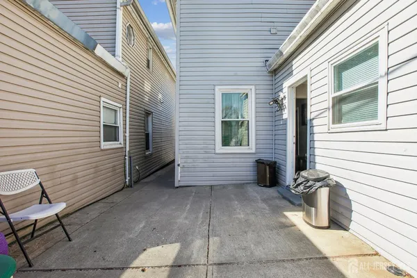 $525,000 | 208 Gordon Street, Perth Amboy, NJ 08861