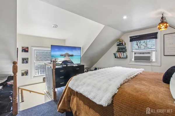 $525,000 | 208 Gordon Street, Perth Amboy, NJ 08861