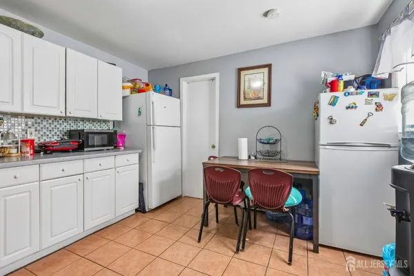 $525,000 | 208 Gordon Street, Perth Amboy, NJ 08861