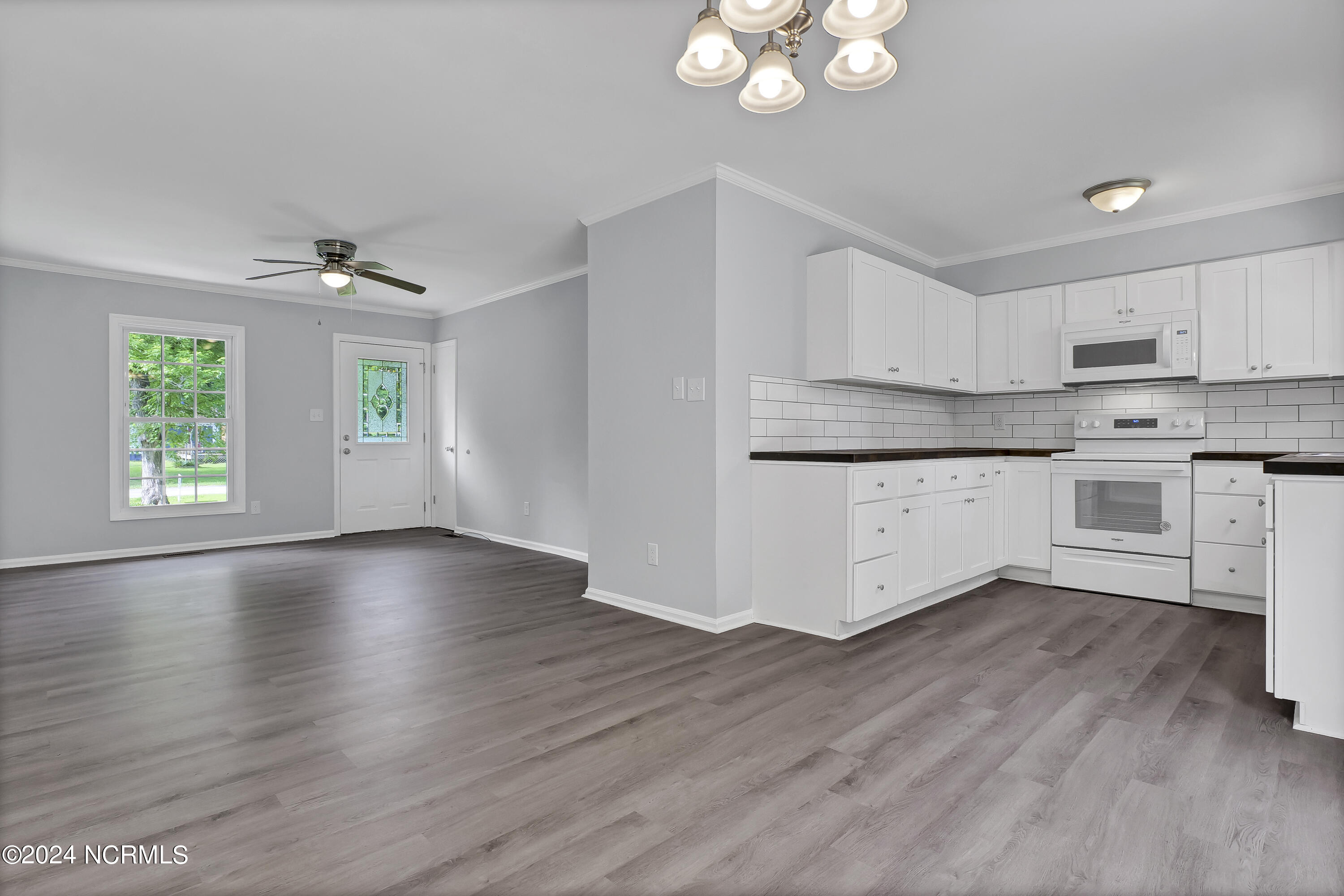 213 Country Road Jacksonville, NC 28546 - Photo 4 of 30 4