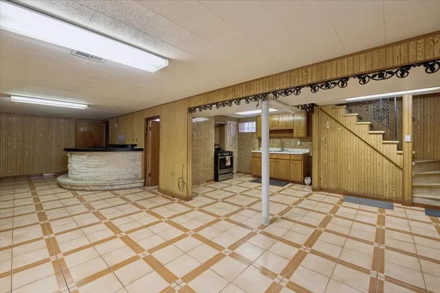 $429,900 | 4647 North Newland Avenue, Harwood Heights, IL 60706