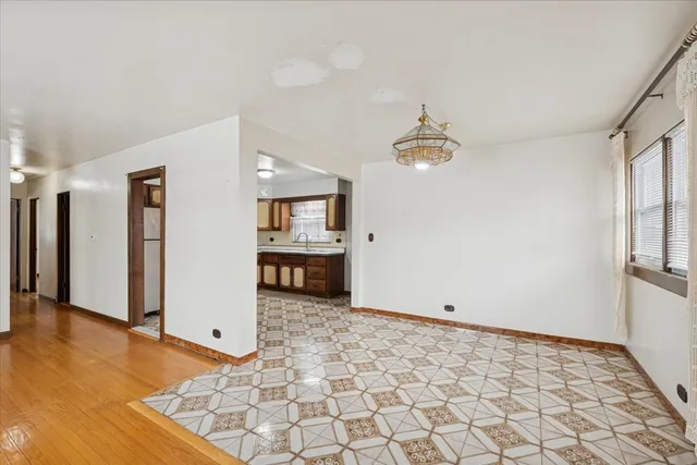 $429,900 | 4647 North Newland Avenue, Harwood Heights, IL 60706