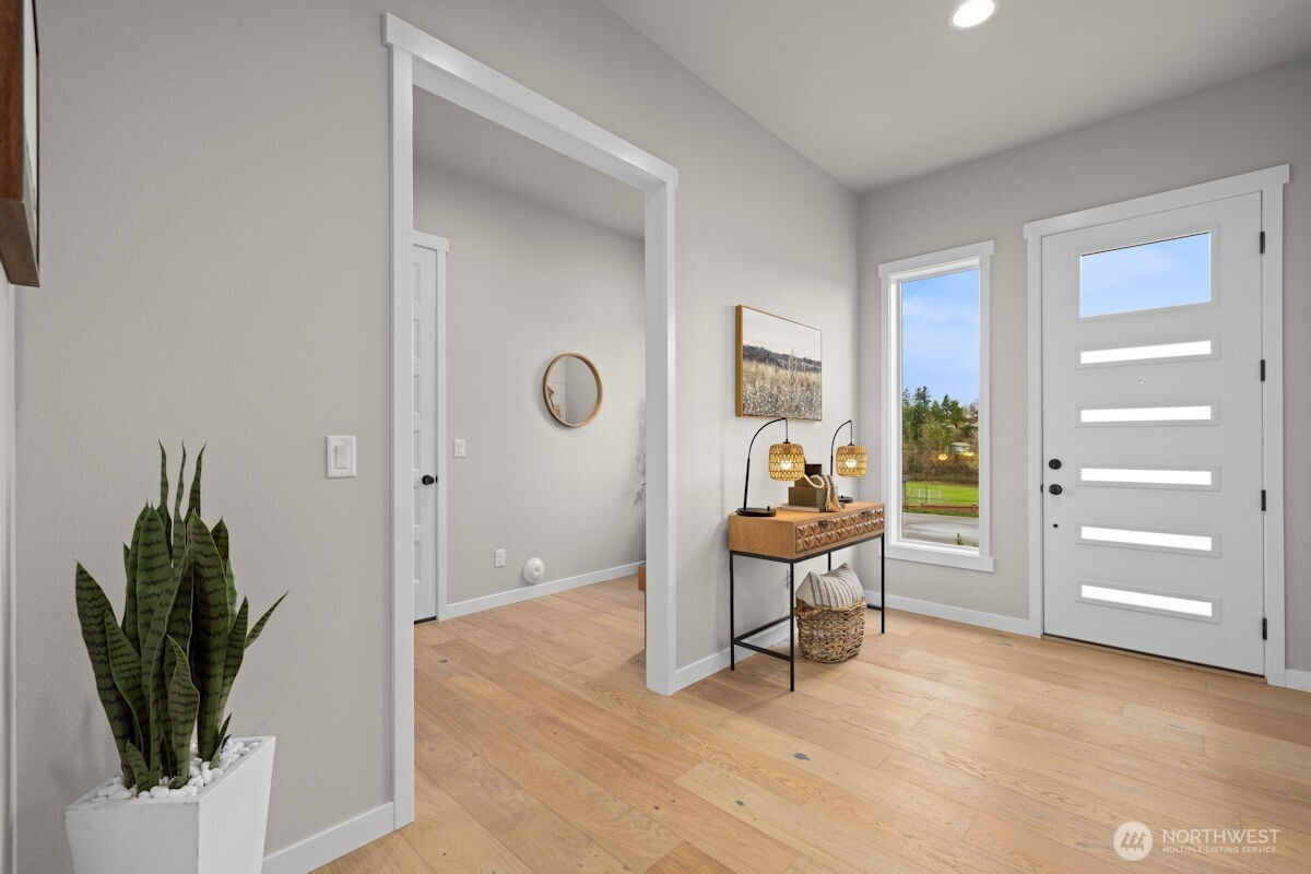 7853 South 132nd Street Seattle, WA 98178 - Photo 8 of 40