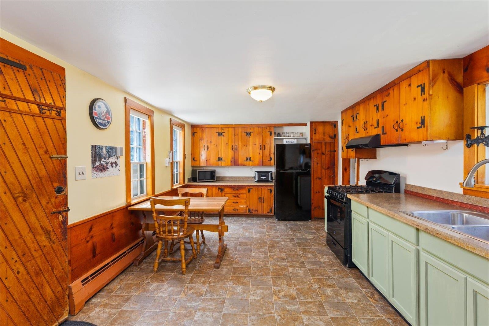 30 Thornton Road West Merrimack, NH 03054 - Photo 7 of 30 Gallery Image 7