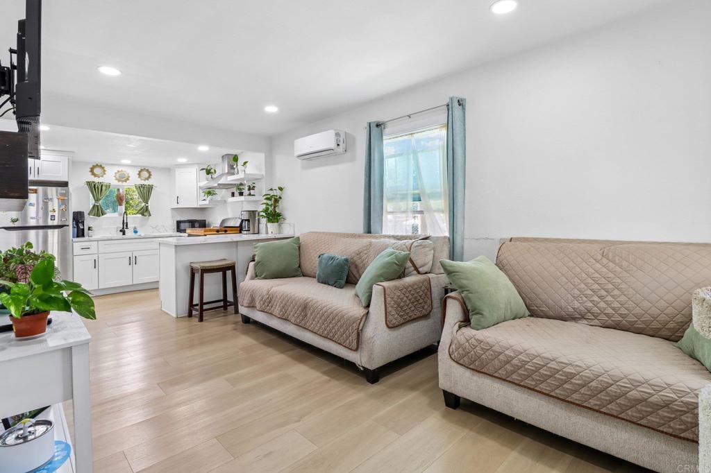 133 Natal Way Vista, CA 92083 - Photo 6 of 24