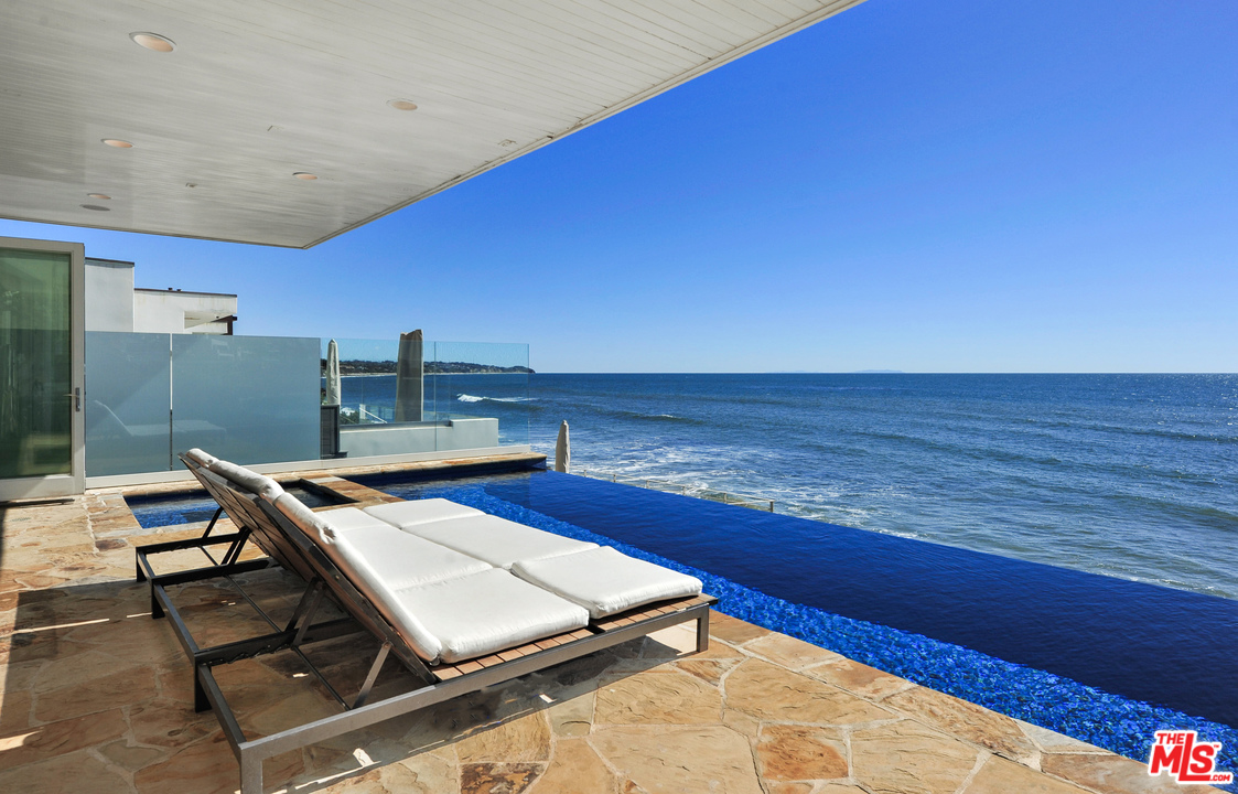 31412 Broad Beach Road Malibu, CA 90265 - Photo 28 of 43 a view of a room with chairs