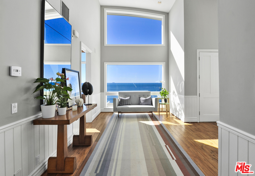 31412 Broad Beach Road Malibu, CA 90265 - Photo 4 of 43 a view of living room with furniture and a potted plant