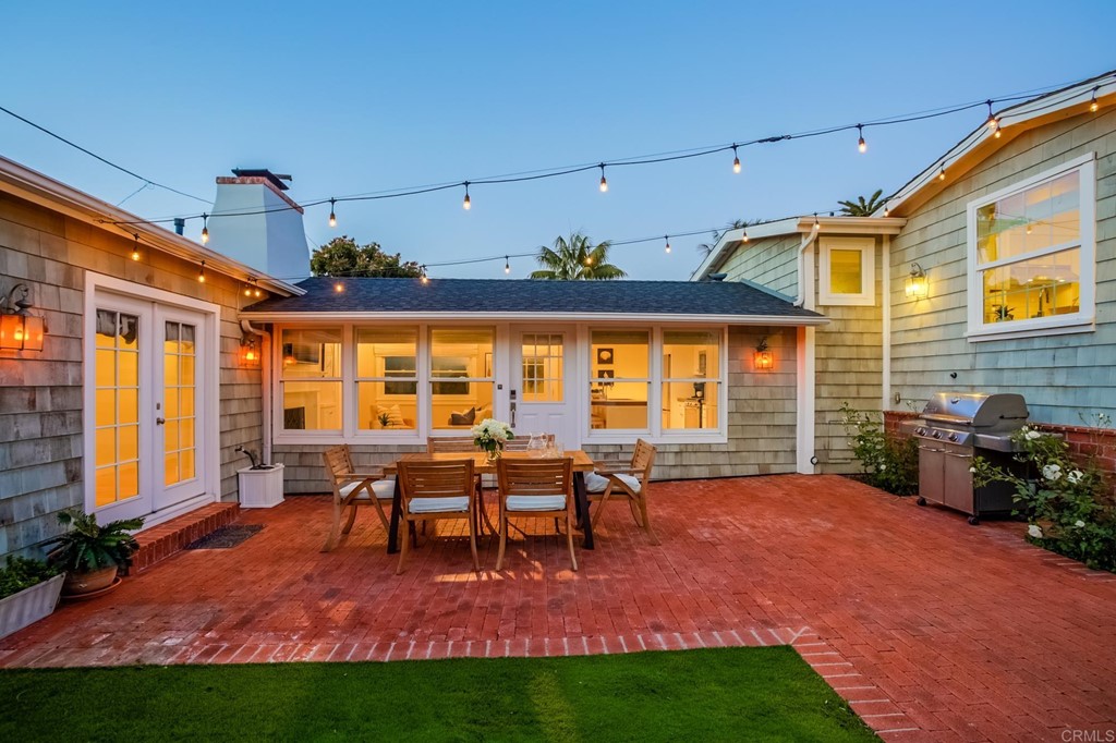 7936 Paseo Del Ocaso La Jolla, CA 92037 - Photo 36 of 43 a view of a house with backyard porch and sitting area