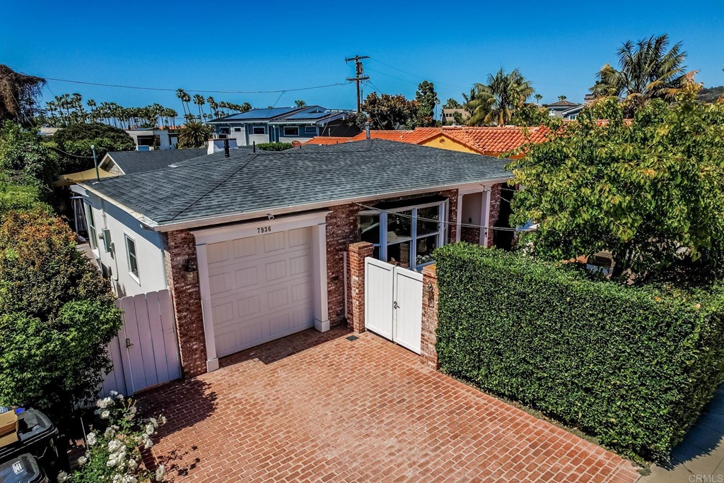 7936 Paseo Del Ocaso La Jolla, CA 92037 - Photo 38 of 43 a view of house with outdoor space