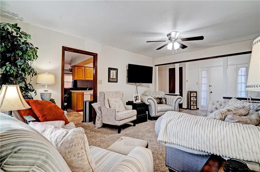6639 Balmoral Road Indianapolis, IN 46241 - Photo 2 of 10 Gallery Image 2