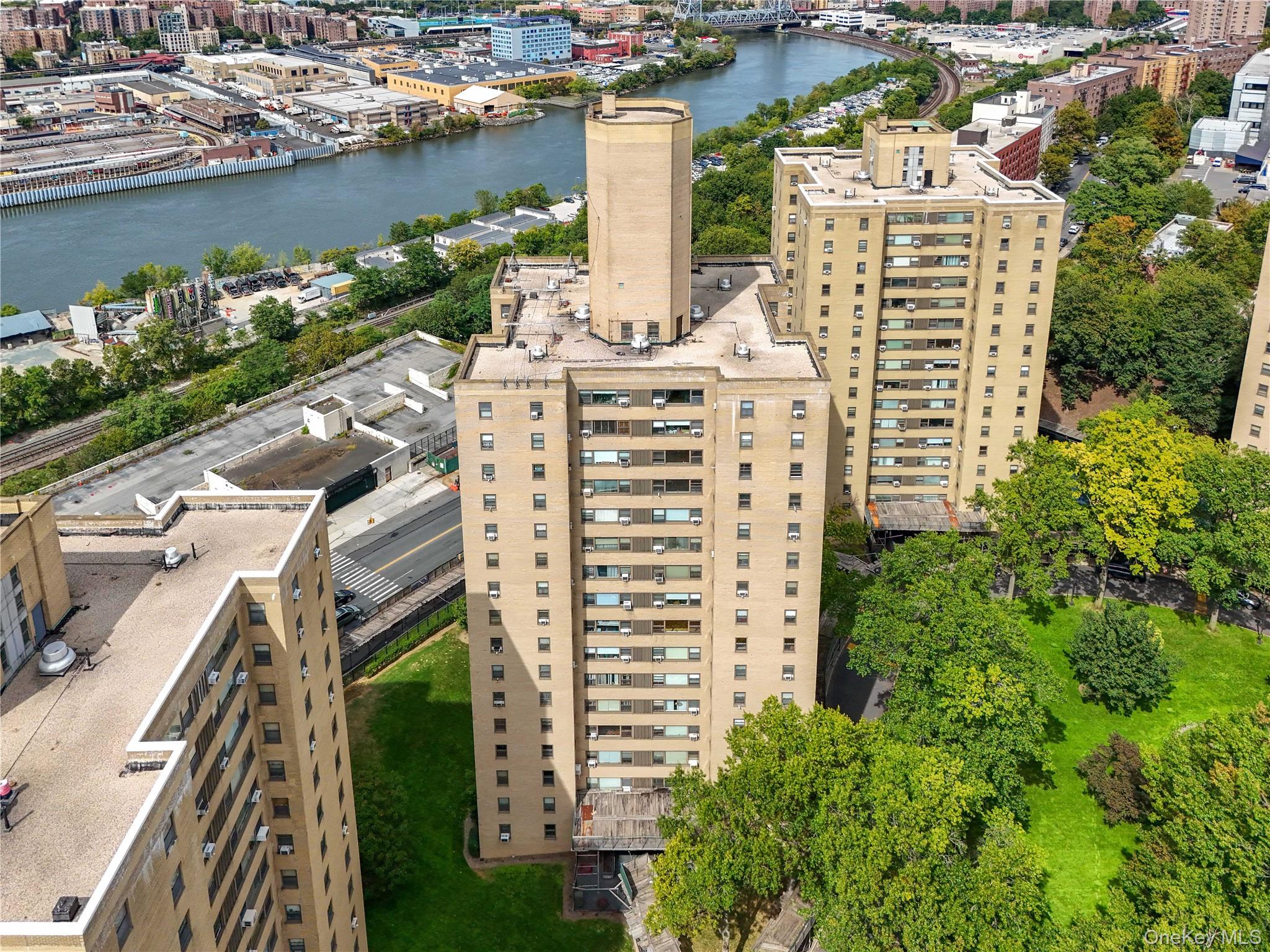 3 Fordham Hill Ovl, Unit 3C Bronx, NY 10468 - Photo 22 of 24