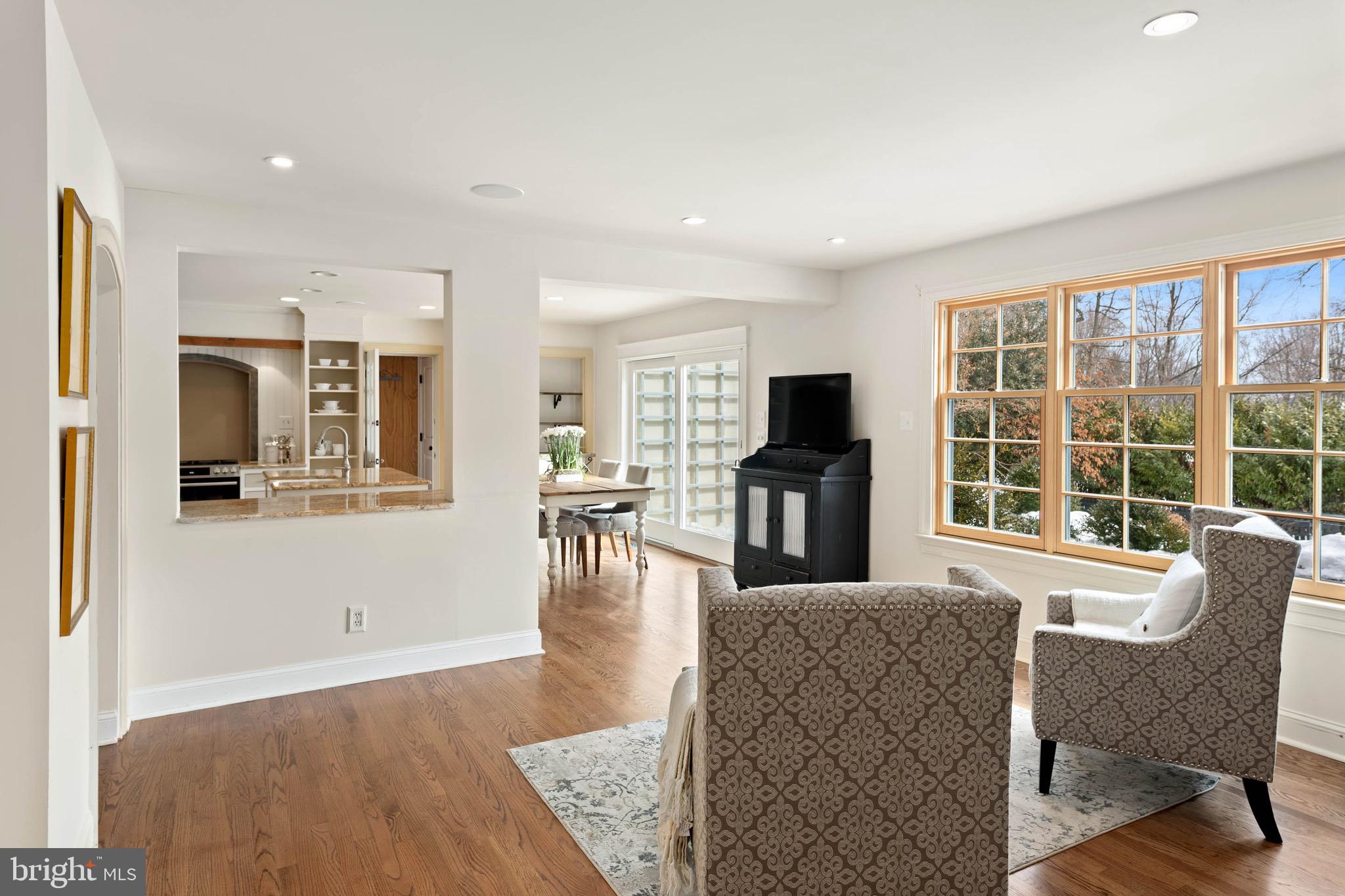 300 Valley Place Wayne, PA 19087 - Photo 11 of 53 Sitting Room Open To Eat-in Kitchen.