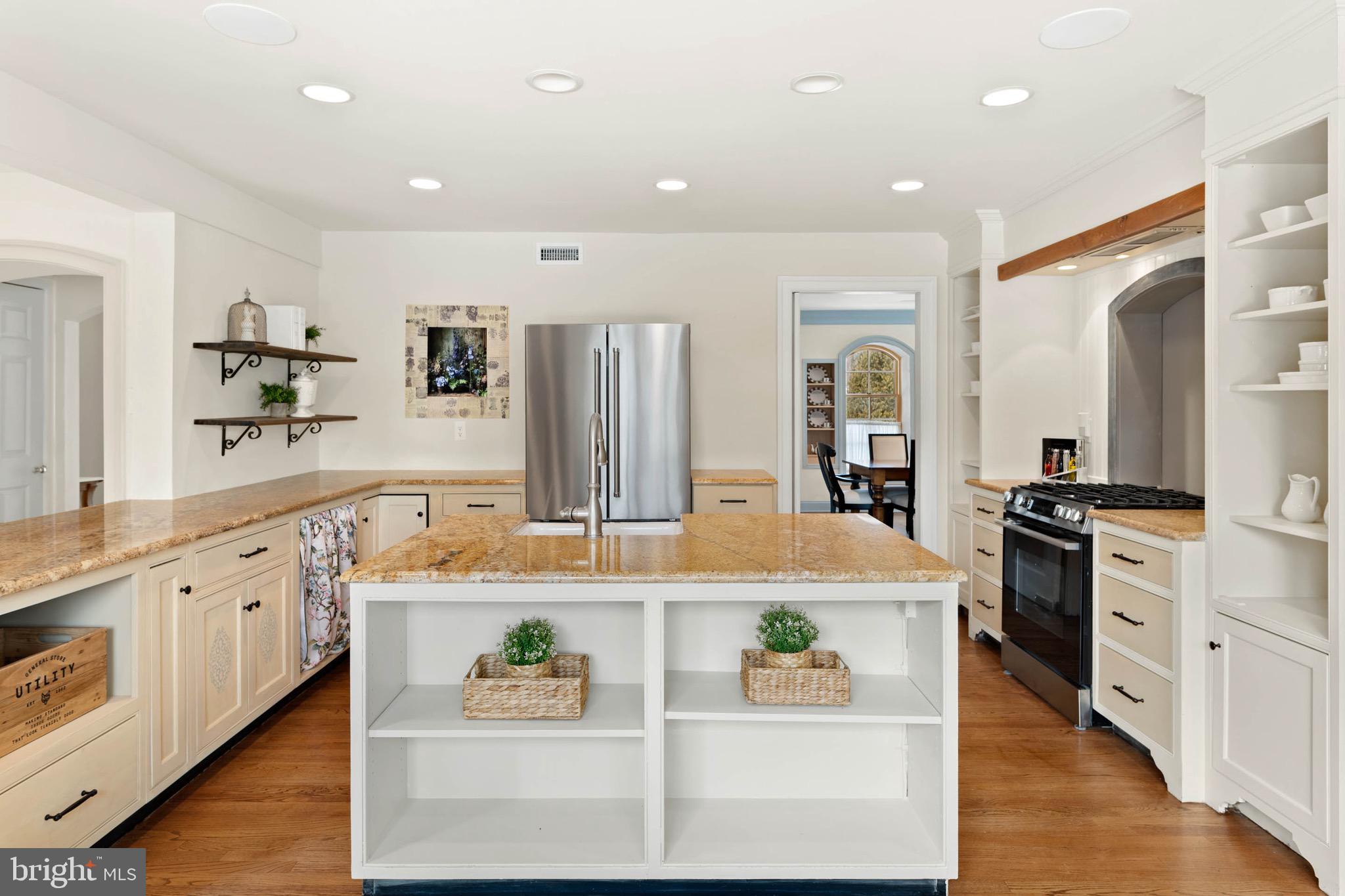 300 Valley Place Wayne, PA 19087 - Photo 18 of 53 Kitchen W/ Access to Dining Room.