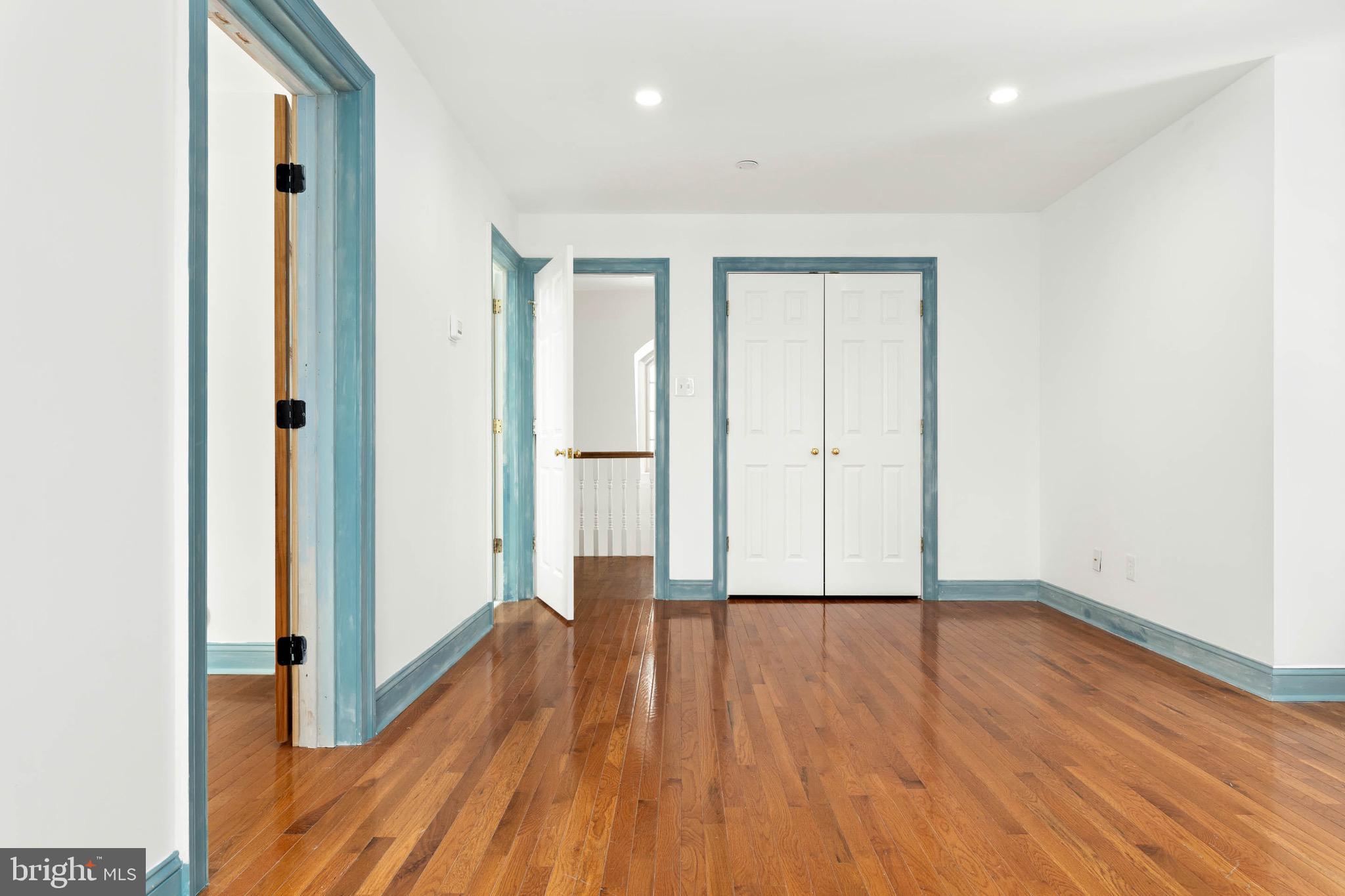 300 Valley Place Wayne, PA 19087 - Photo 28 of 53 2nd Floor En-suite W/ office.