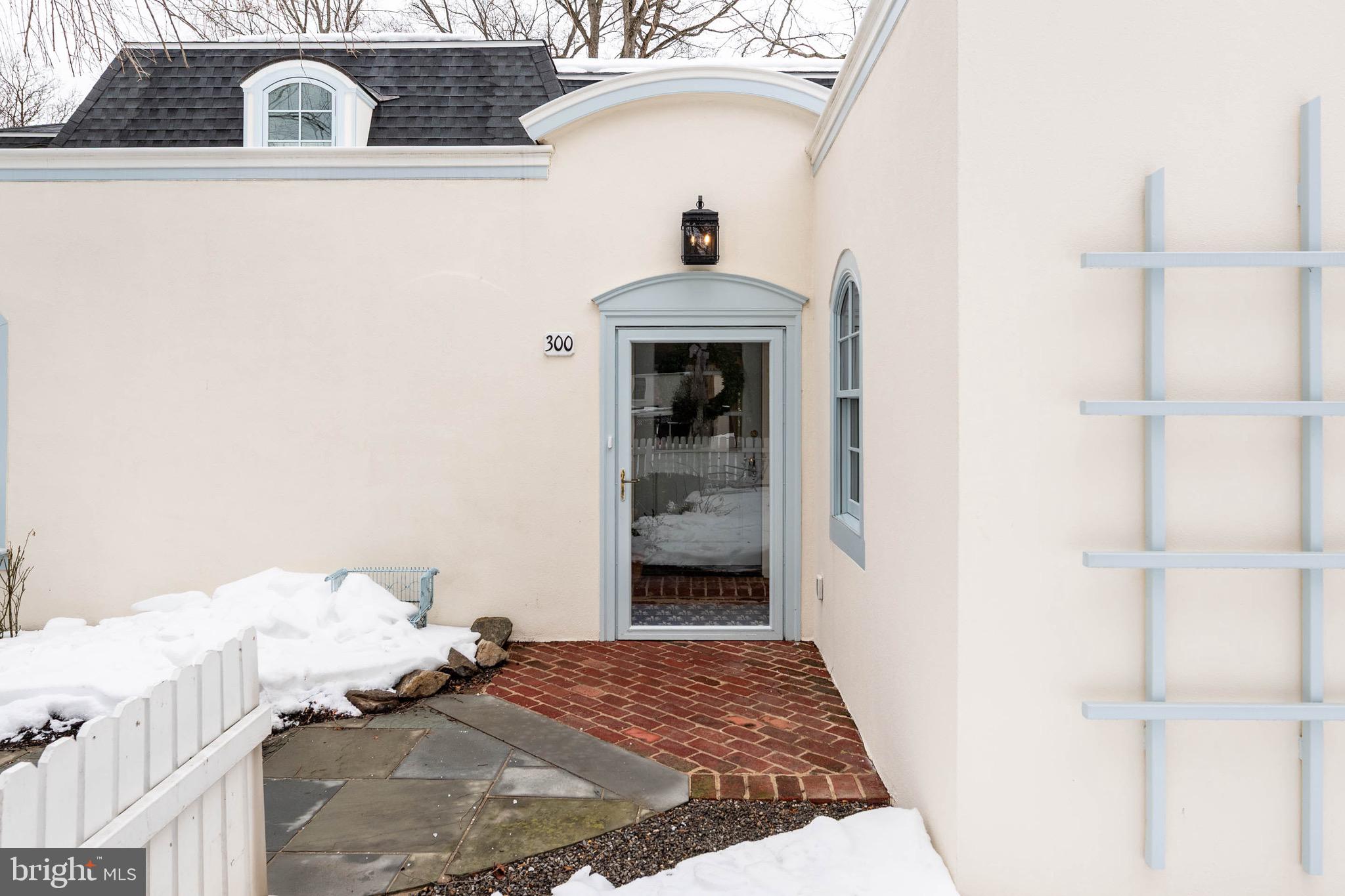 300 Valley Place Wayne, PA 19087 - Photo 3 of 53 Front Door.