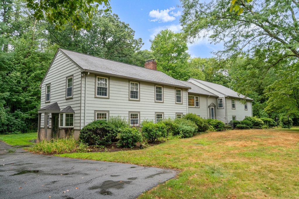 10 Radcliffe Road Weston, MA 02493 - Photo 36 of 41