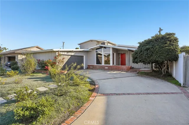 $1,500,000 | 6510-6510 East Driscoll Street, Long Beach, CA 90815