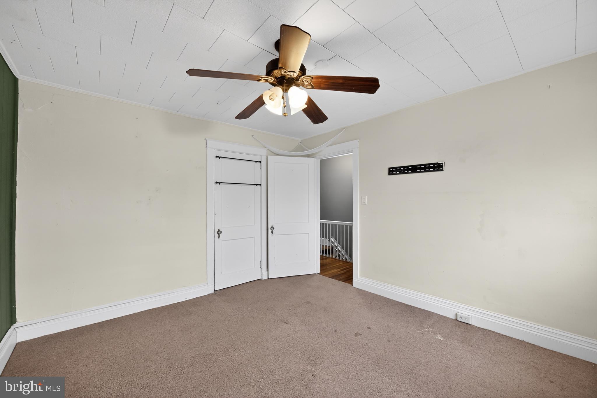 108 South Pearl Street Lancaster, PA 17603 - Photo 15 of 30 a view of empty room with ceiling fan