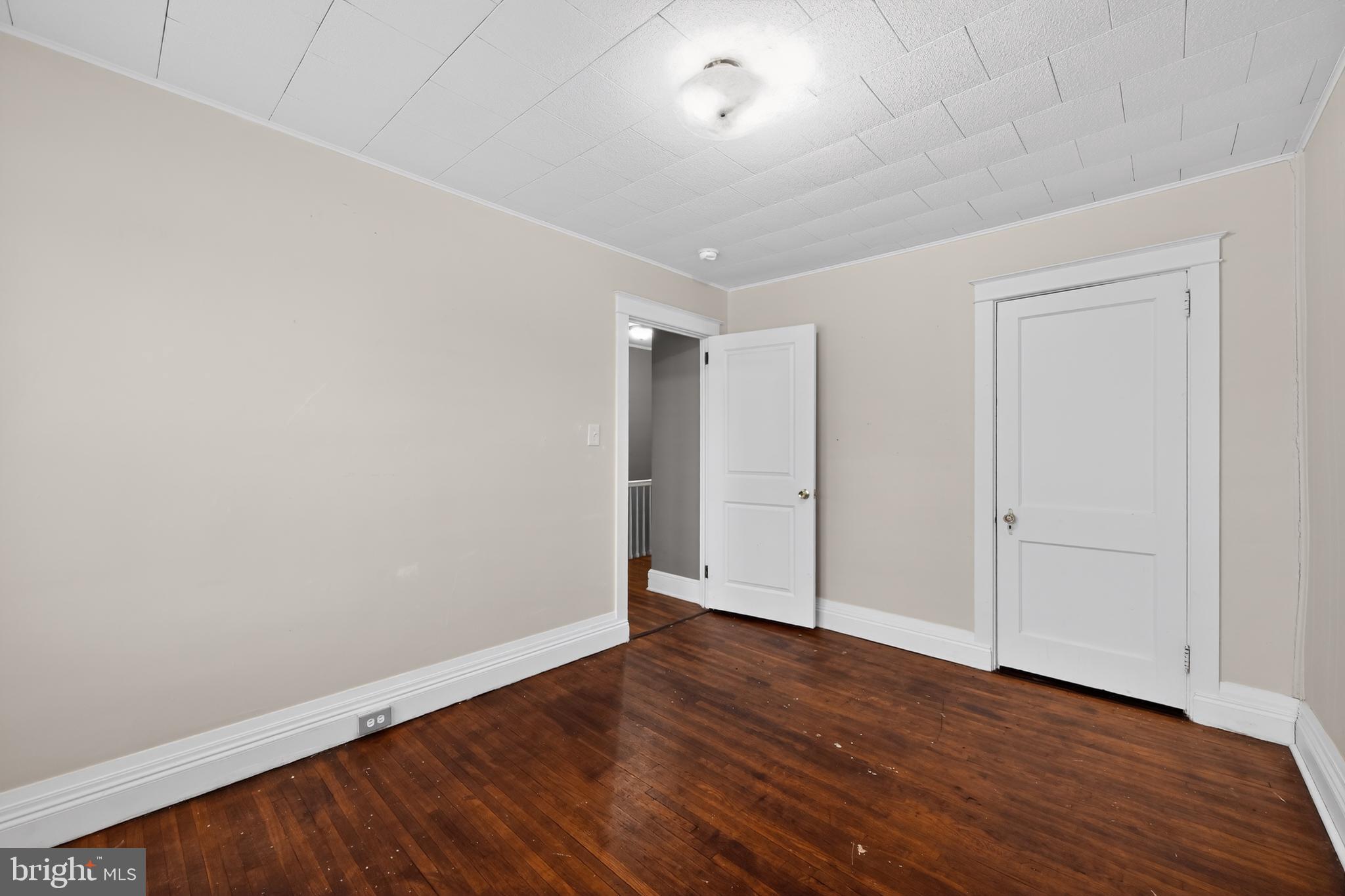 108 South Pearl Street Lancaster, PA 17603 - Photo 18 of 30 a view of an empty room with wooden floor