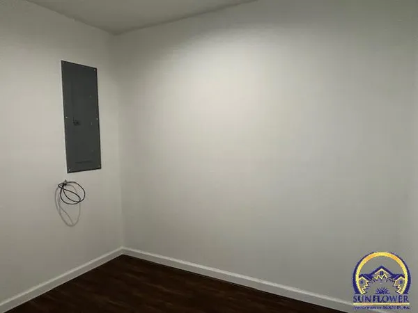 $419,950 | 8922 Highway 4, Meriden, KS 66512