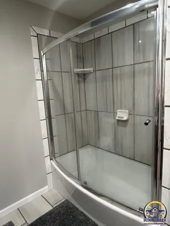 $419,950 | 8922 Highway 4, Meriden, KS 66512