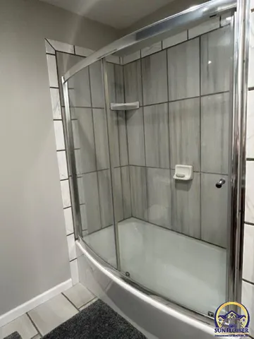 $419,950 | 8922 Highway 4, Meriden, KS 66512