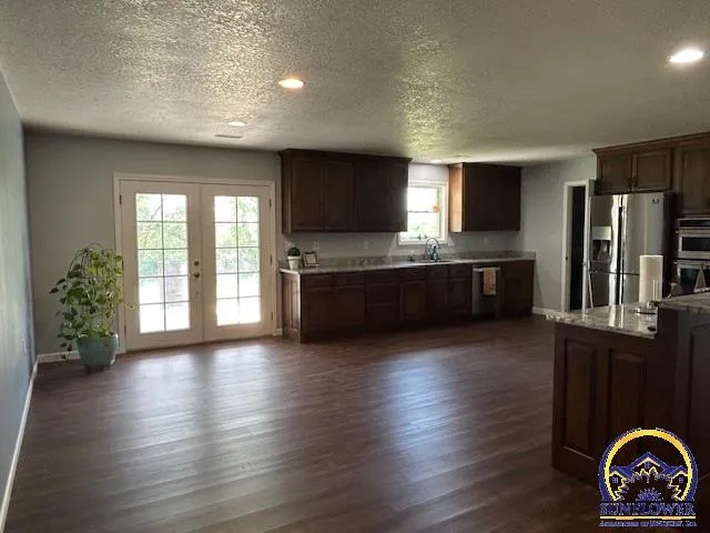 $419,950 | 8922 Highway 4, Meriden, KS 66512