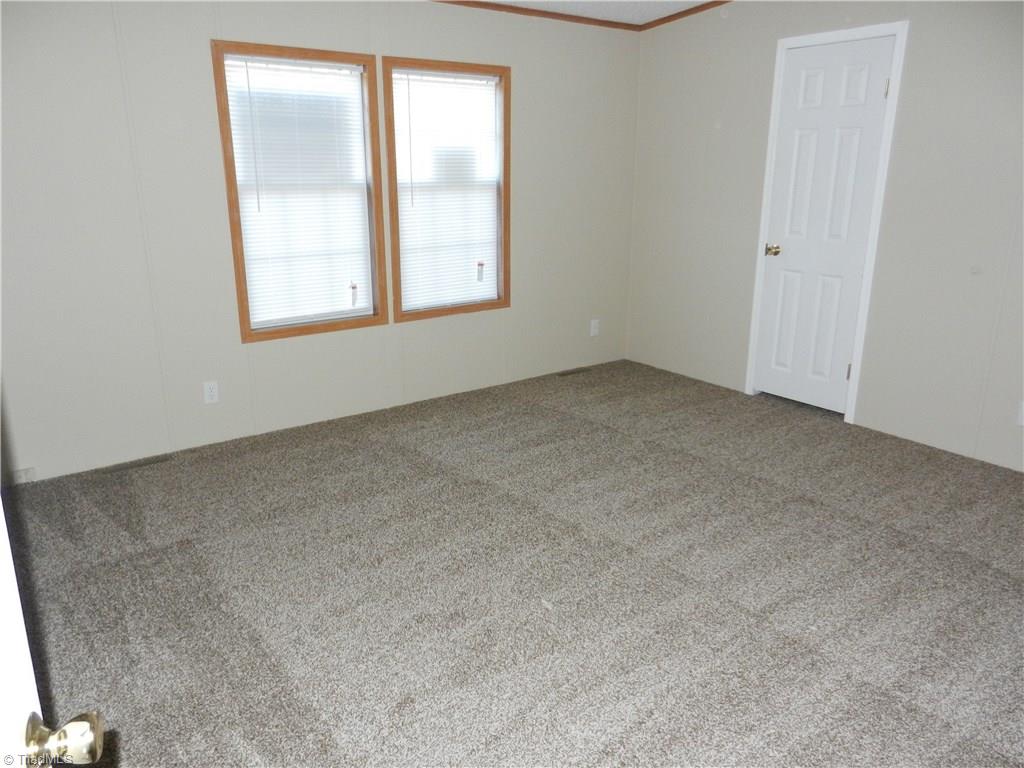 231 Beaver Farm Road Lexington, NC 27295 - Photo 9 of 15 2nd Bedroom