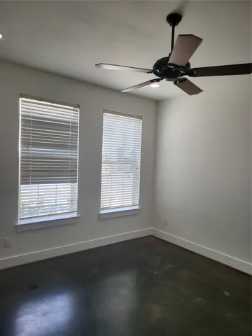 $1,975 | 2423 Roufa Road, Houston, TX 77003