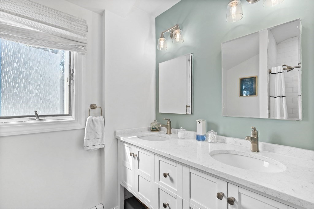 99 Bay Avenue Marshfield, MA 02050 - Photo 21 of 41