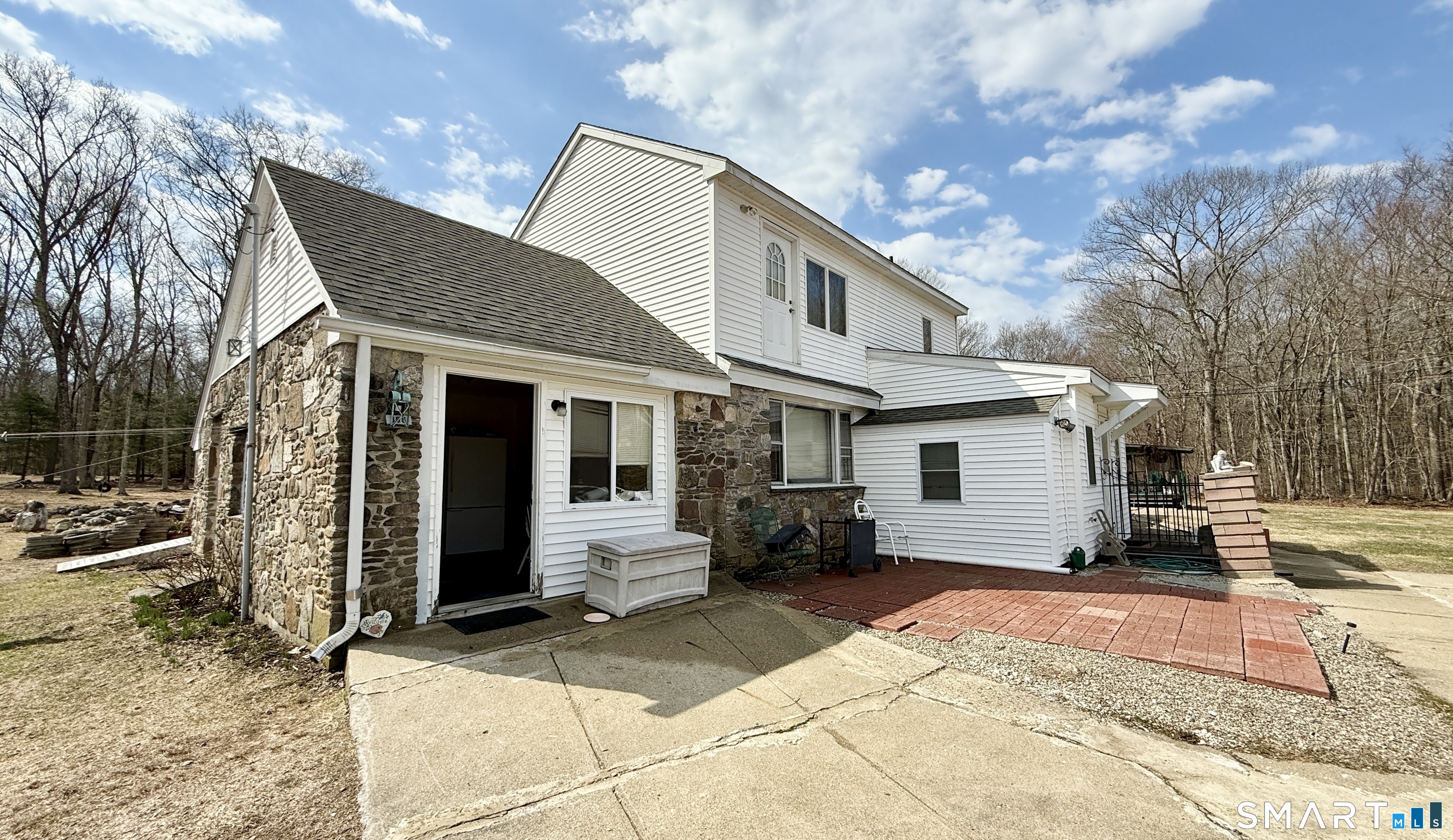 306 Chestnut Hill Road Colchester, CT 06415 - Photo 4 of 35