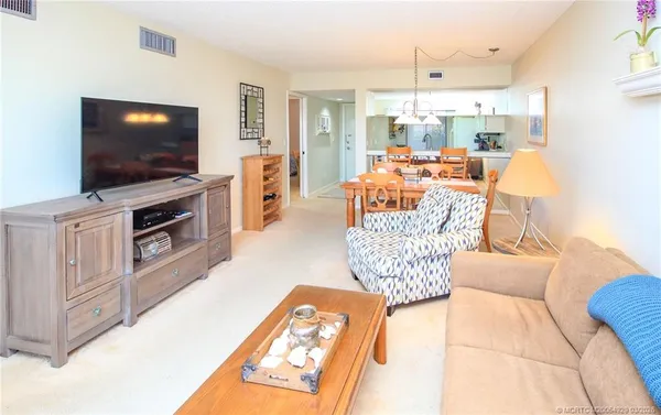 $2,200 | 4620 Northeast Sandpebble Trace, Unit 104, Jensen Beach, FL 34957