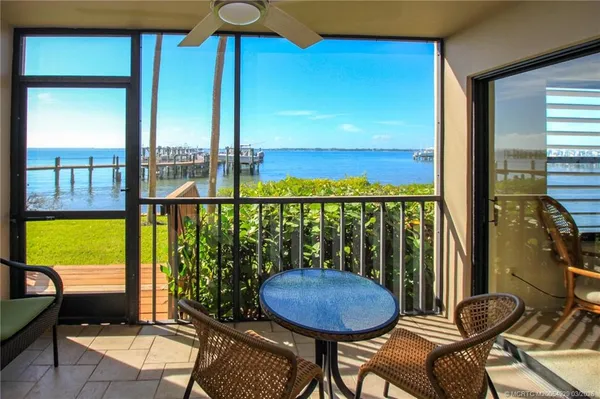 $2,200 | 4620 Northeast Sandpebble Trace, Unit 104, Jensen Beach, FL 34957