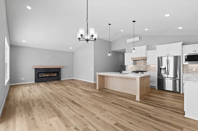 $469,900 | 630 7th Avenue Northeast, Isanti, MN 55040