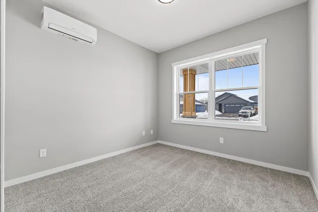 $469,900 | 630 7th Avenue Northeast, Isanti, MN 55040