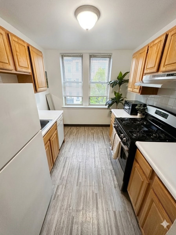 28 Colborne Road, Unit 15 Boston, MA 02135 - Photo 1 of 4