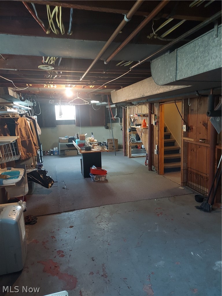 949 North Ridge Road Lorain, OH 44055 - Photo 33 of 33 open area