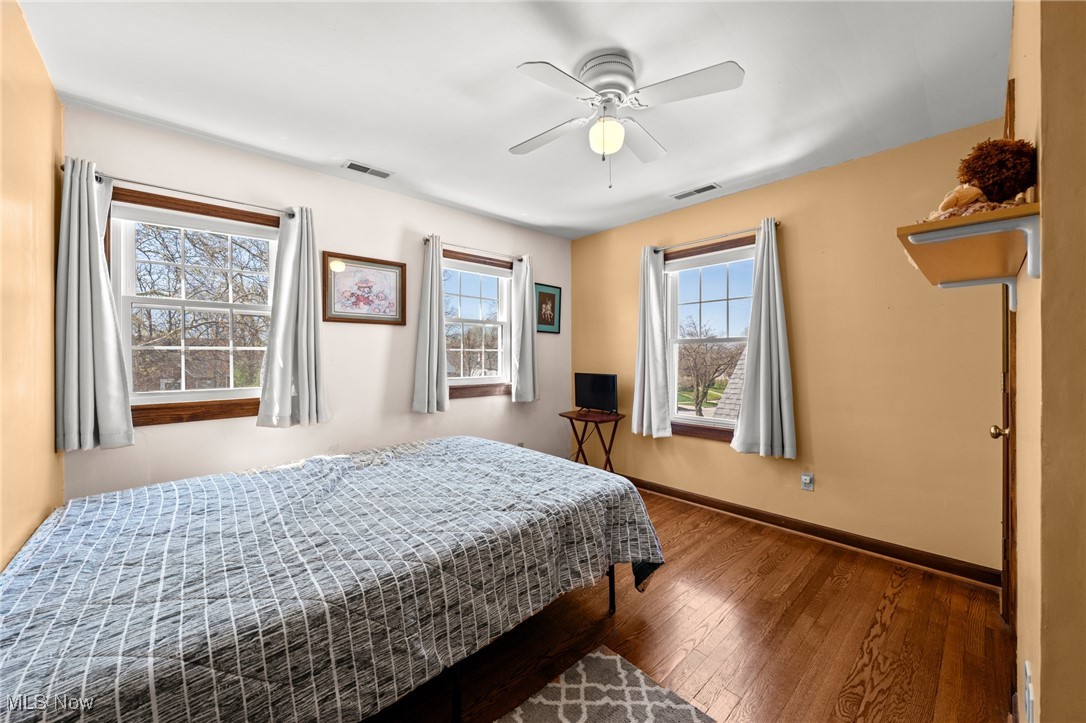 4133 Bayard Road Cleveland, OH 44121 - Photo 28 of 43
