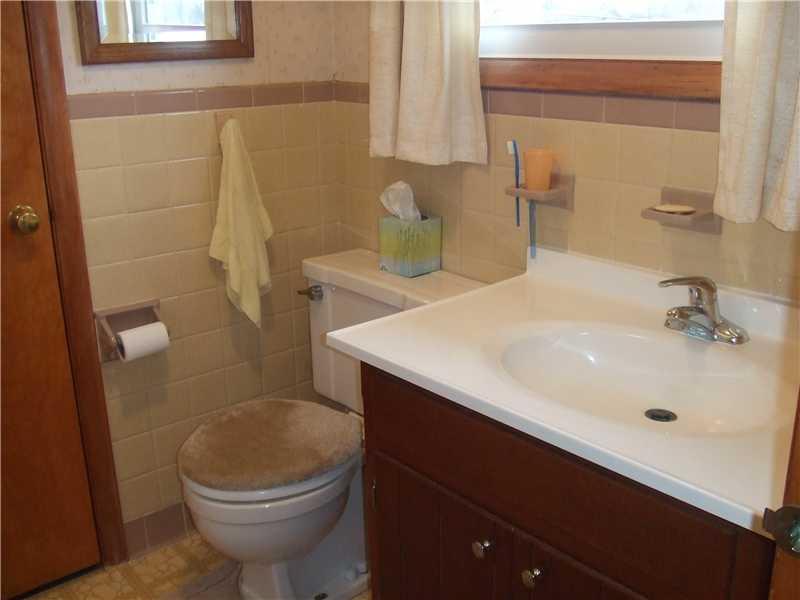 1103 Eckert Road Monaca, PA 15061 - Photo 17 of 22 Partial Bath.