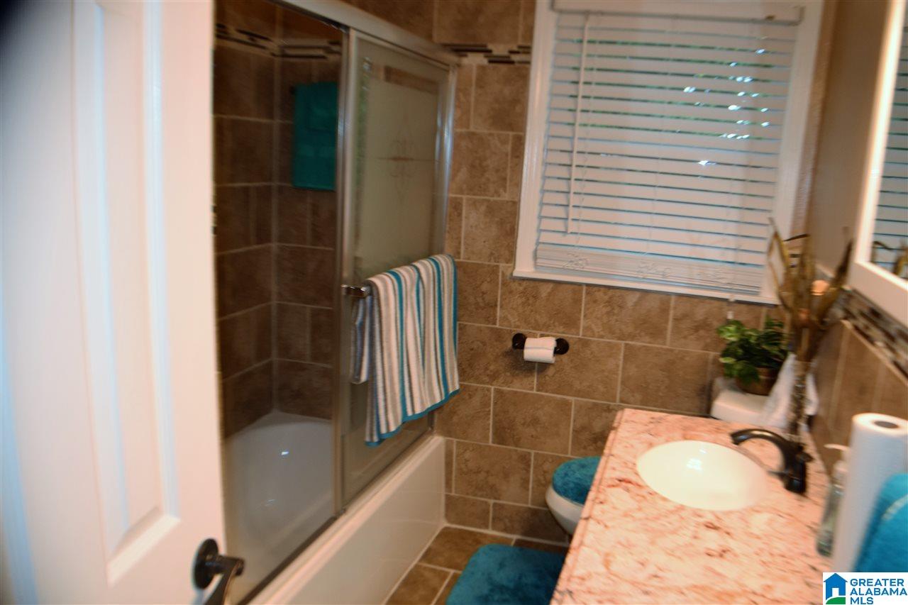 204 Red Lane Road Birmingham, AL 35215 - Photo 13 of 22