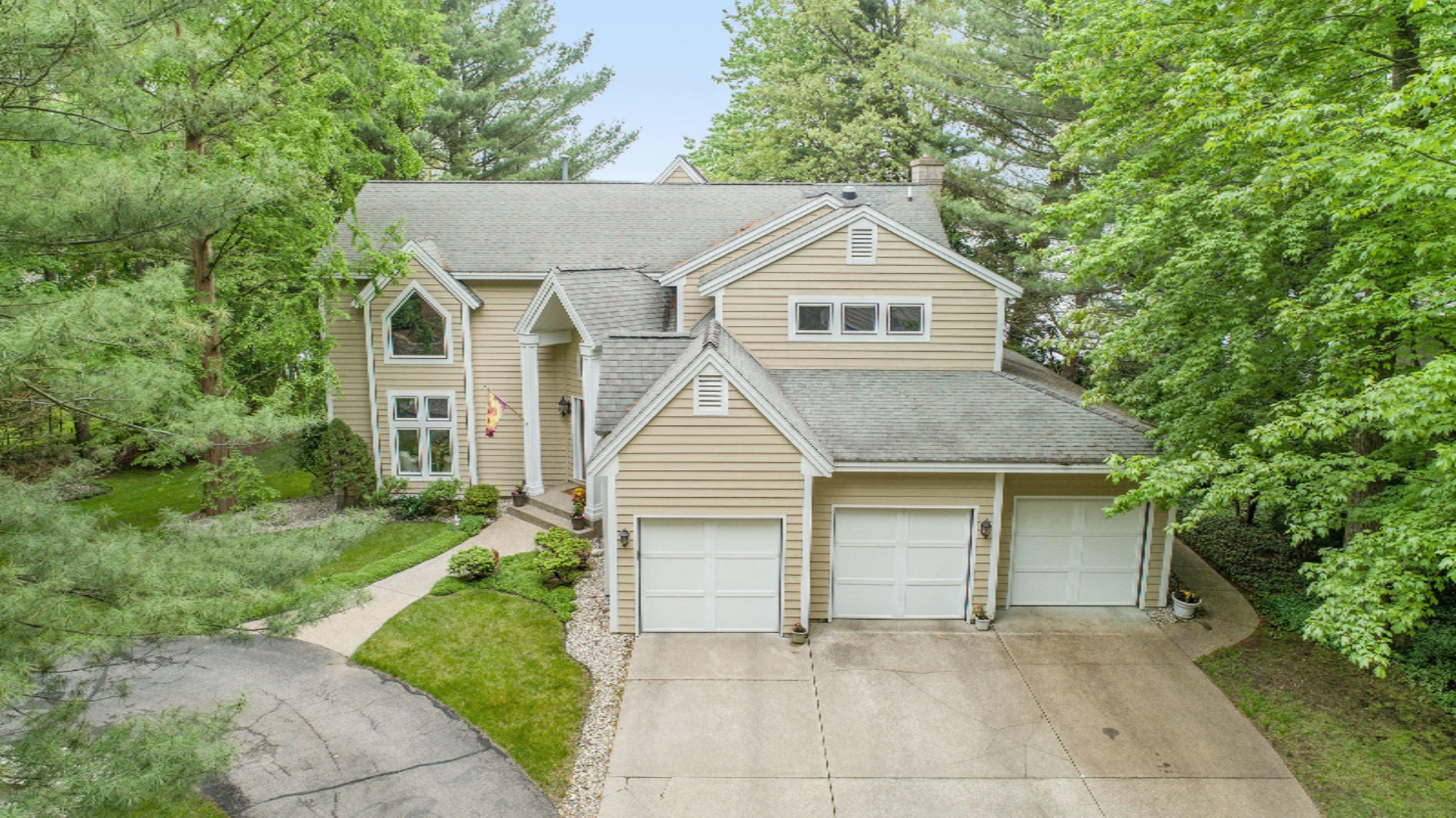 18887 North Fruitport Road Spring Lake, MI 49456 - Photo 9 of 68 DJI_0438