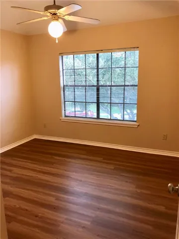 $2,350 | 7217 St James Court, Corpus Christi, TX 78413