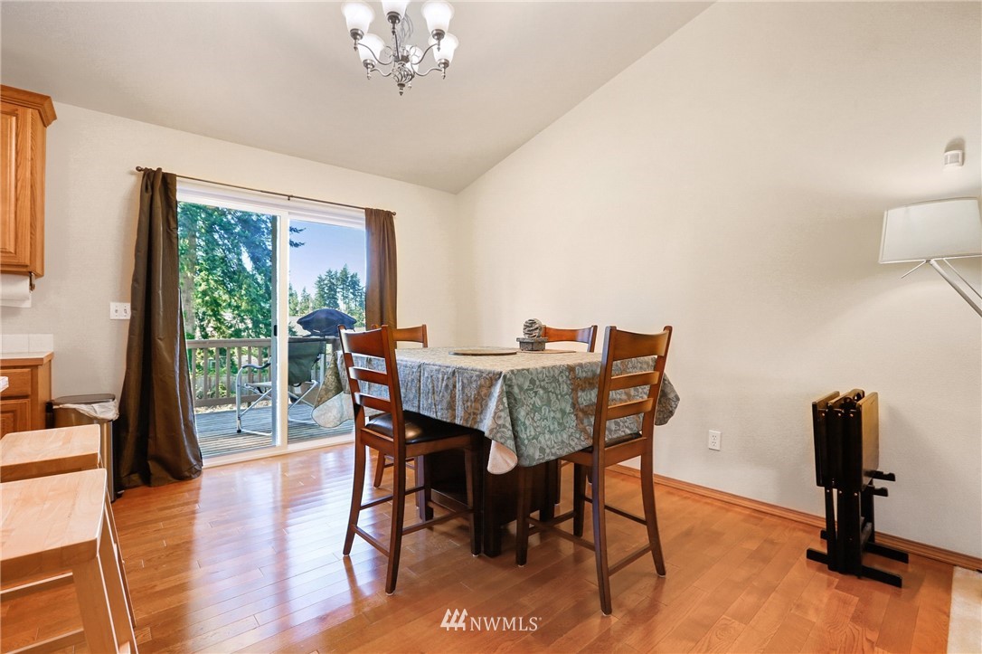 7032 Carson Road Everett, WA 98203 - Photo 9 of 26