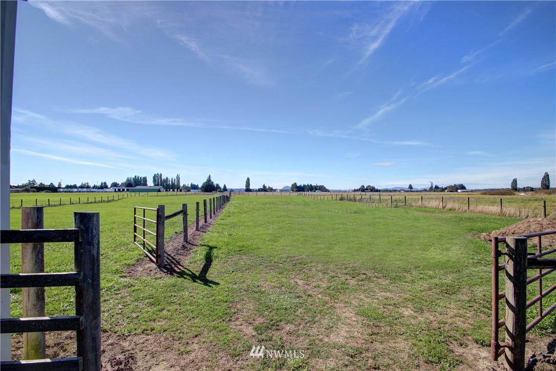 15344 Barrett Road Mount Vernon, WA 98273 - Photo 18 of 24