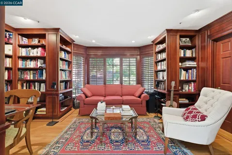 $2,995,000 | 45 Merrill Circle North, Moraga, CA 94556