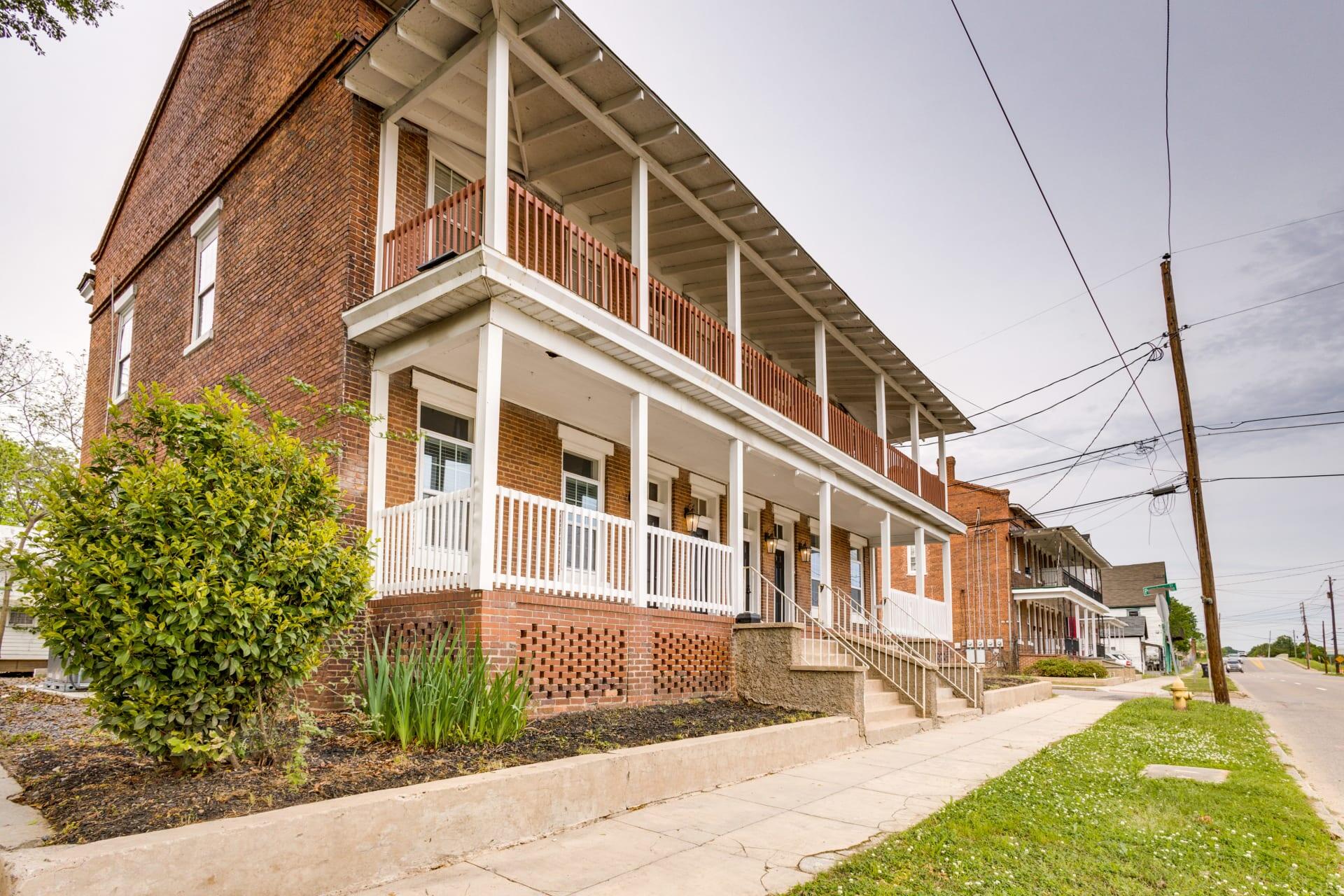 1642 Broad Street Augusta, GA 30904 - Photo 2 of 17 Front View