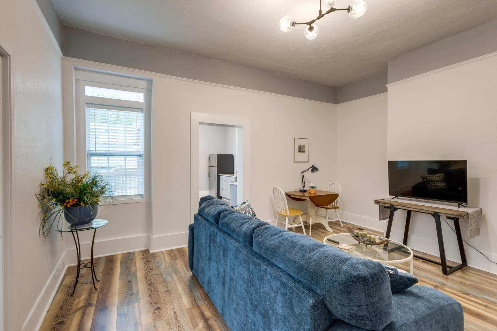 1642 Broad Street Augusta, GA 30904 - Photo 5 of 17 a0FPl000003NCWcMAO
