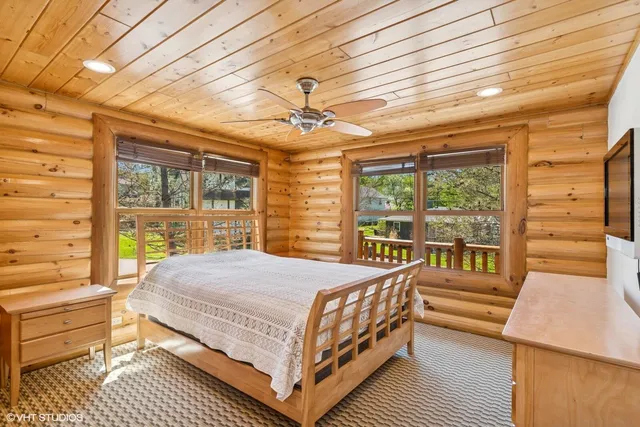 $1,295,000 | N1770 East Beach Drive, Linn, WI 53147